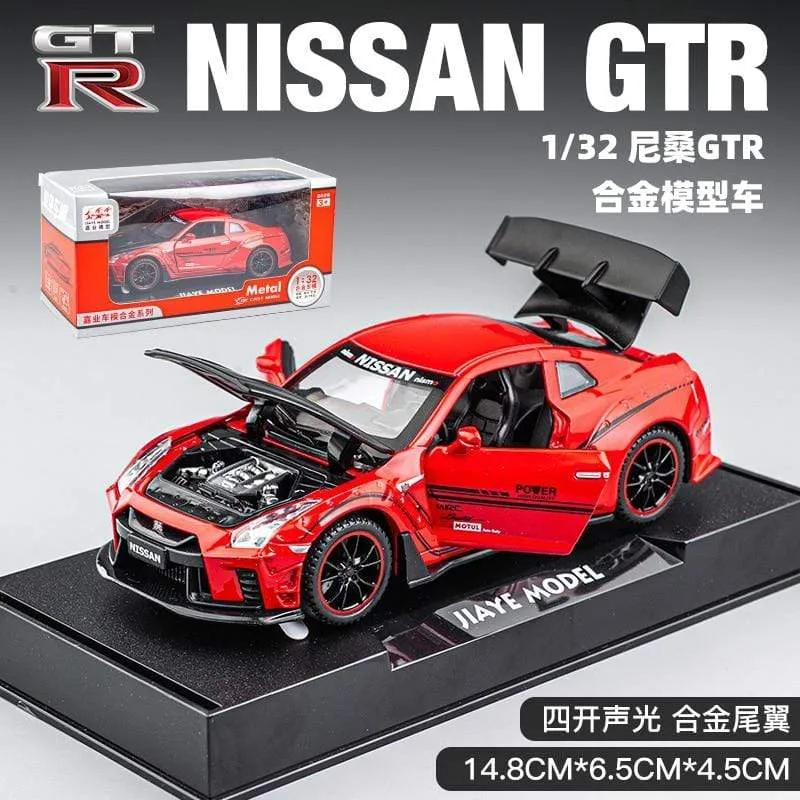 1:32 Nissan Gtr Sports Car Alloy Car Model For Children Boy Metal Pull Back Toy Car Decoration Simulation Model Car Collection