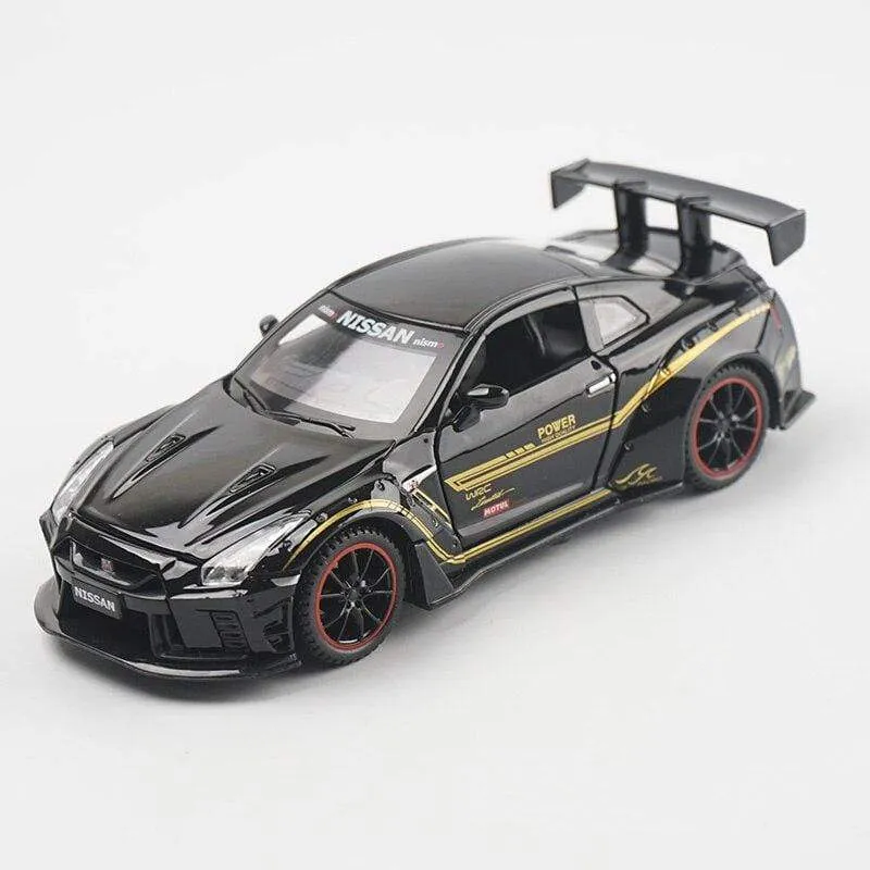 1:32 Nissan Gtr Sports Car Alloy Car Model For Children Boy Metal Pull Back Toy Car Decoration Simulation Model Car Collection